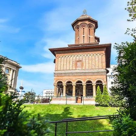 Апартаменти Belvedere Victoria Avenue *